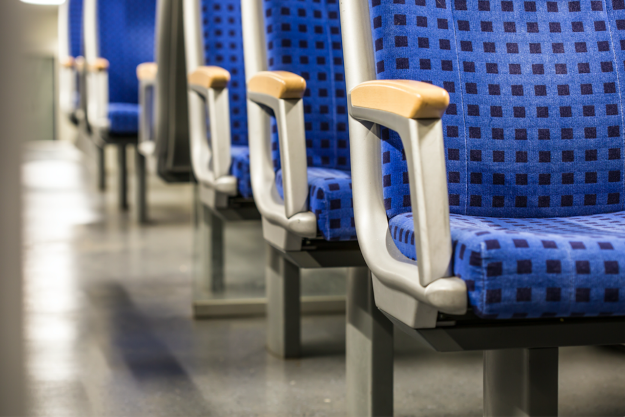 Deutsche Bahn leere Sitze in bahn